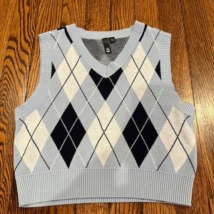 Knitted vest for girls size s white, blue, navy